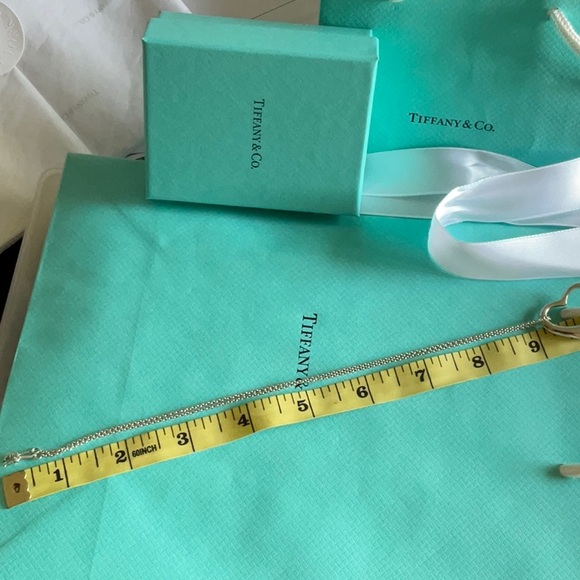 Authentic Tiffany Large Heart pendant with chain necklace. - Picture 11 of 11